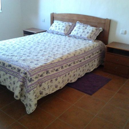 Quinta Da Bunheira Guest House Rogil Ruang foto